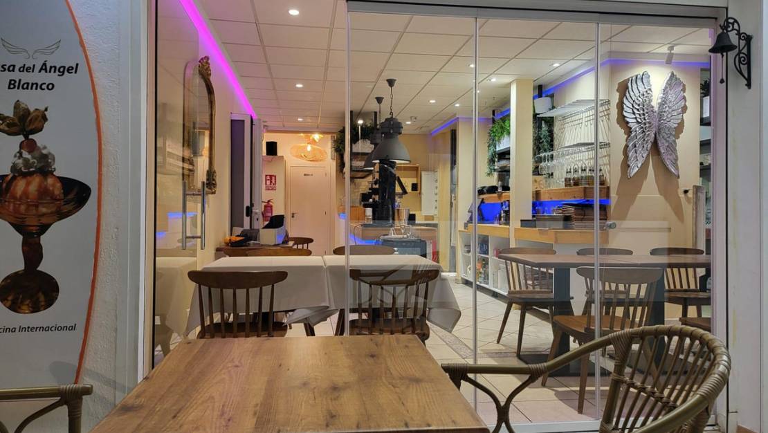 Sale - Commercial property - Calpe - Calpe Centro