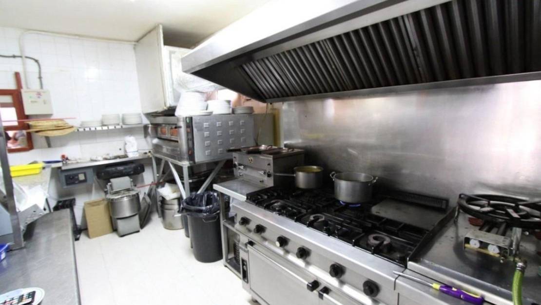 Sale - Commercial property - Calpe - Calpe Centro