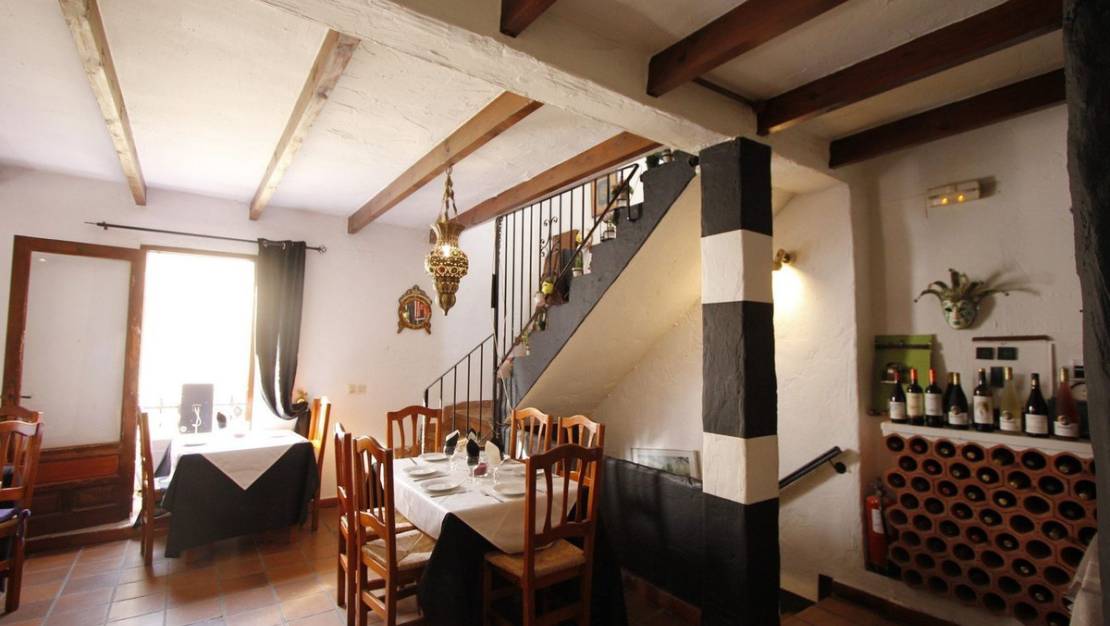 Sale - Commercial property - Calpe - Calpe Centro