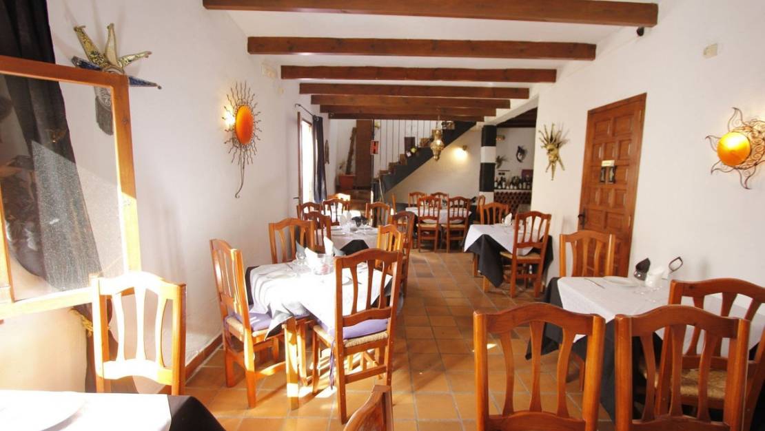 Sale - Commercial property - Calpe - Calpe Centro