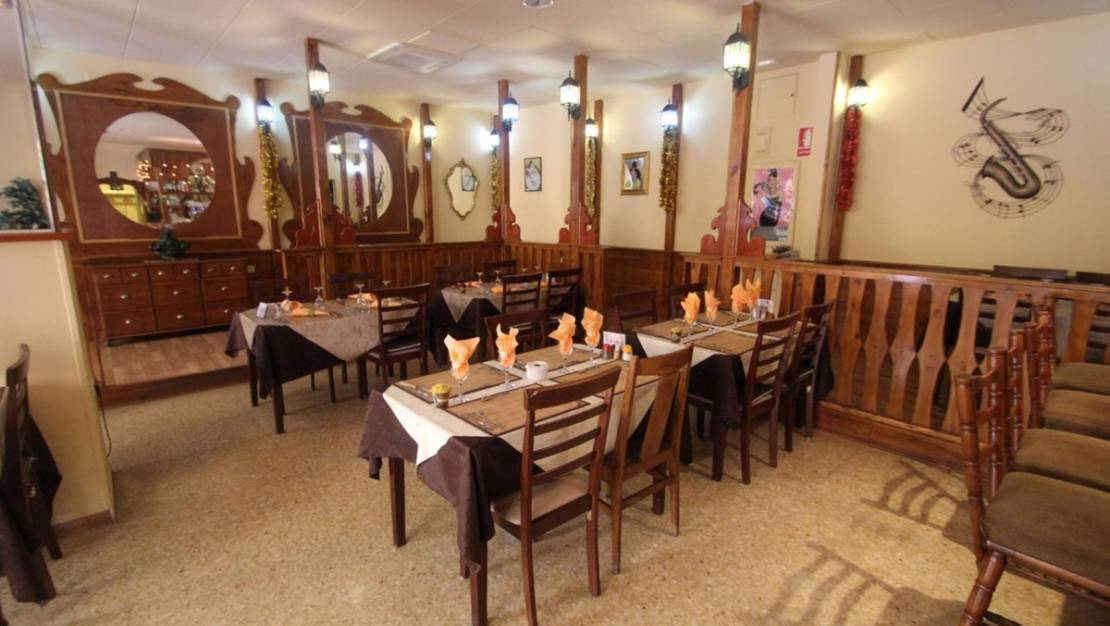 Sale - Commercial property - Calpe - Calpe Centro