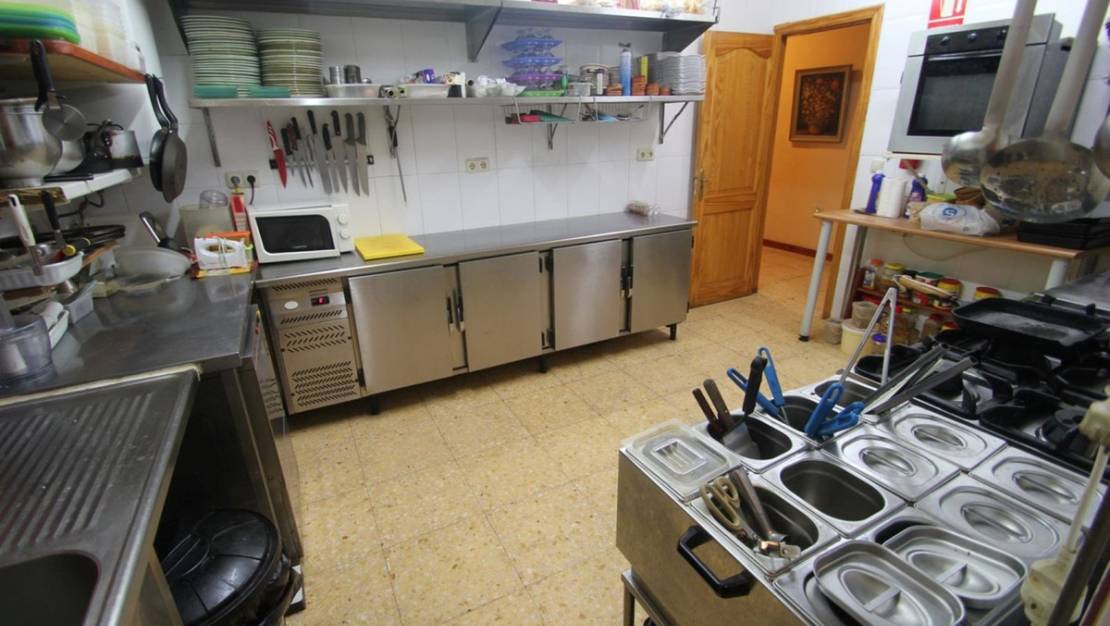 Sale - Commercial property - Calpe - Calpe Centro