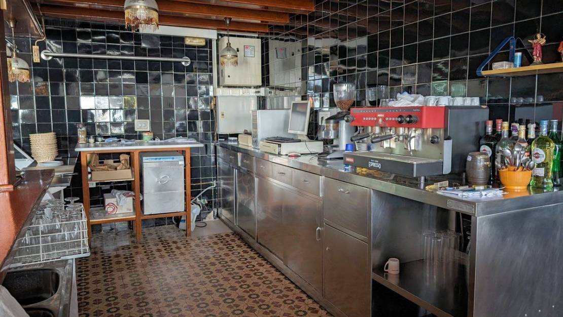 Sale - Commercial property - Calpe - Calpe Centro