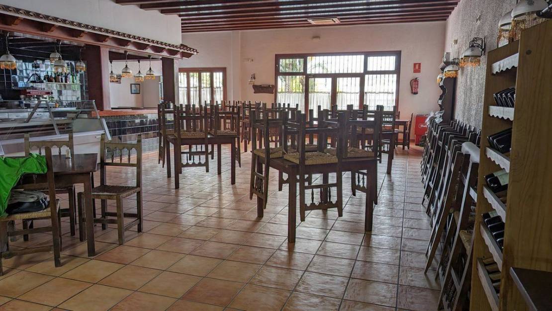 Sale - Commercial property - Calpe - Calpe Centro