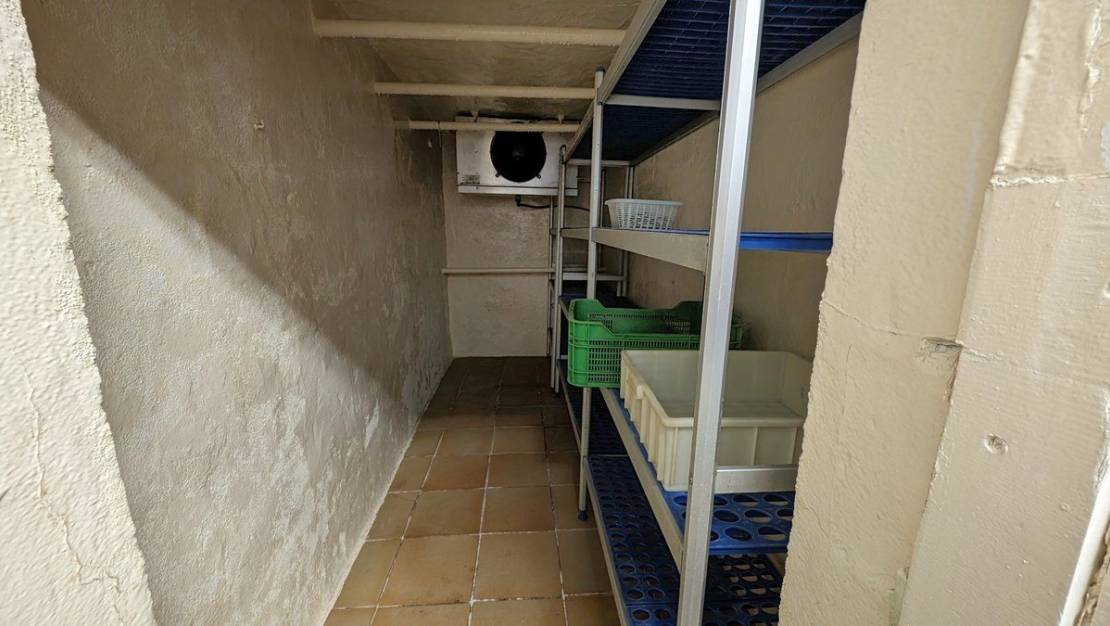 Sale - Commercial property - Calpe - Calpe Centro