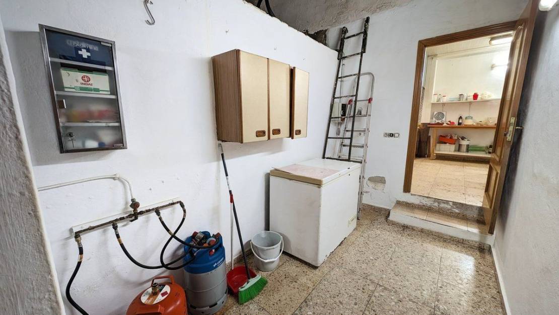 Sale - Commercial property - Calpe - Calpe Centro