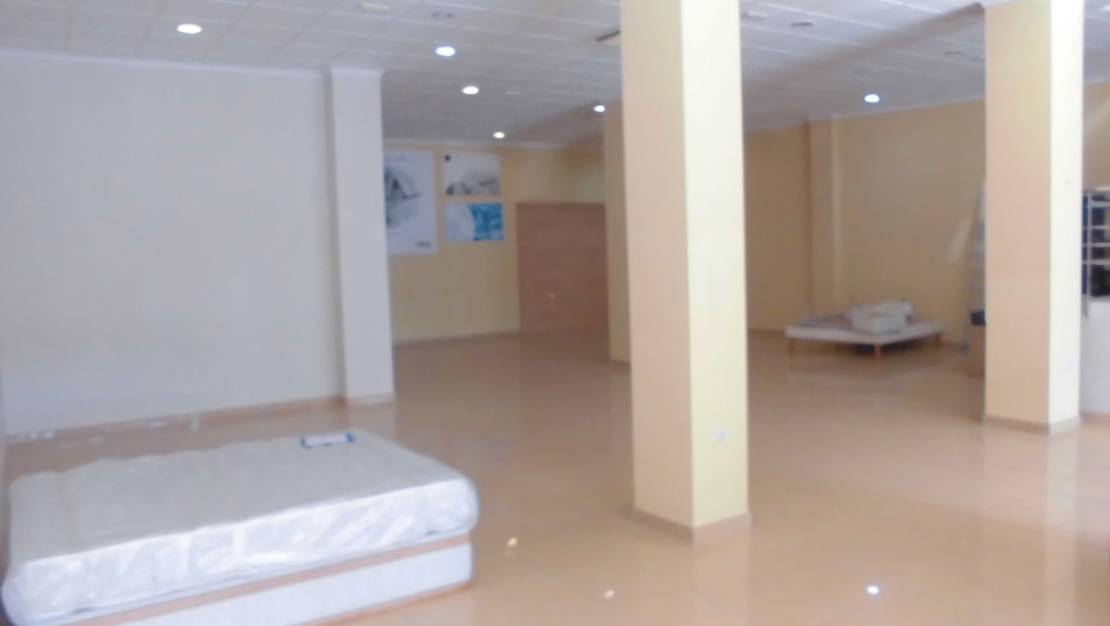 Sale - Commercial property - Calpe - Calpe Centro