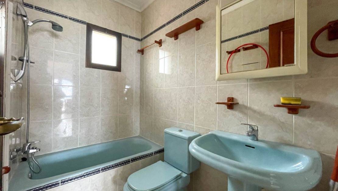 Sale - Commercial property - Calpe - Calpe Centro