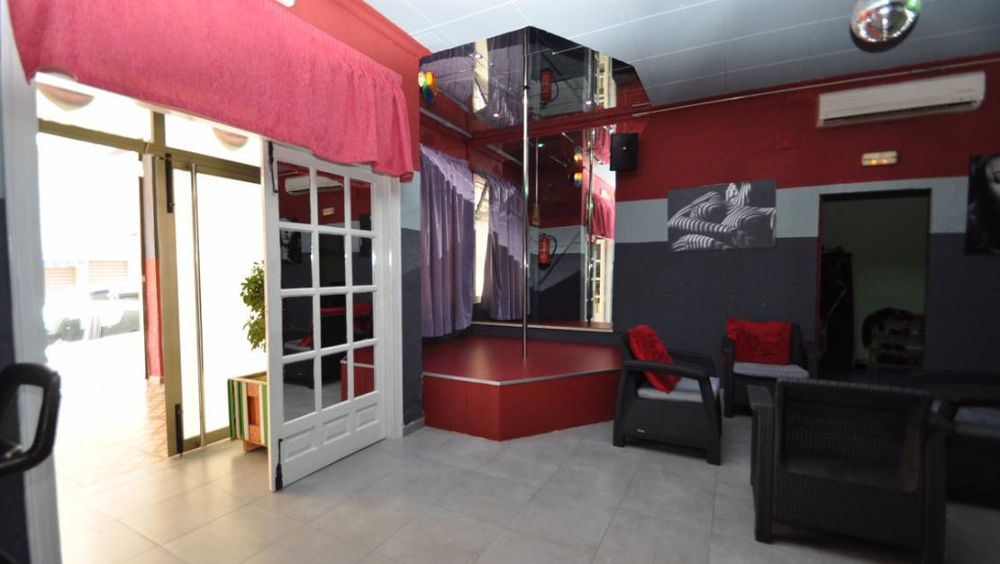 Sale - Commercial property - Calpe - Calpe Centro