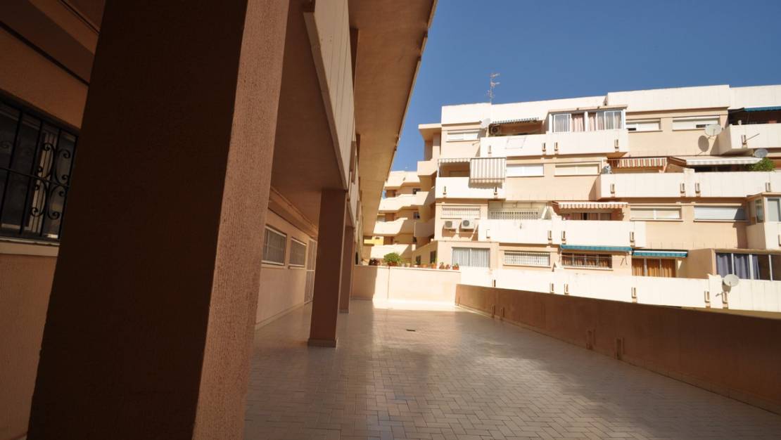 Sale - Commercial property - Calpe - Calpe Centro