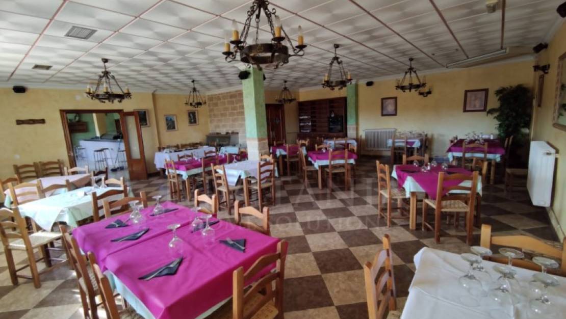 Sale - Commercial property - Caravaca de la cruz - Caravaca de la Cruz Centro