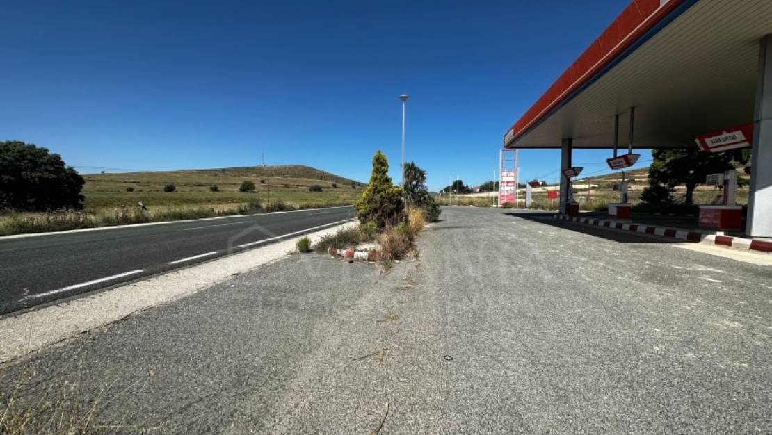 Sale - Commercial property - Caravaca de la cruz - Caravaca de la Cruz Centro