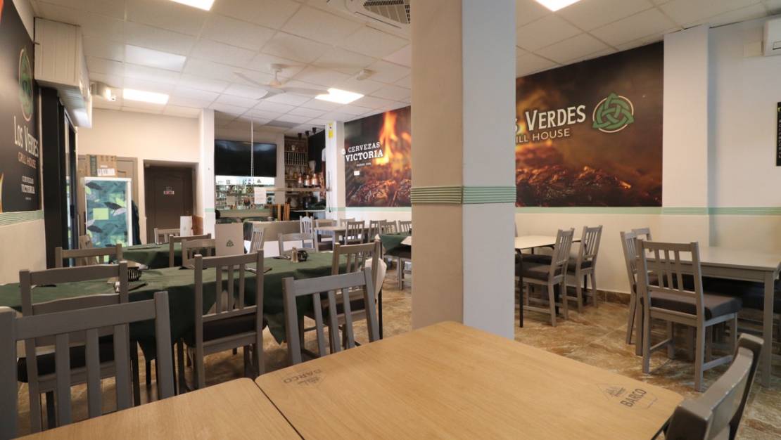 Sale - Commercial property - Catral - Catral Centro