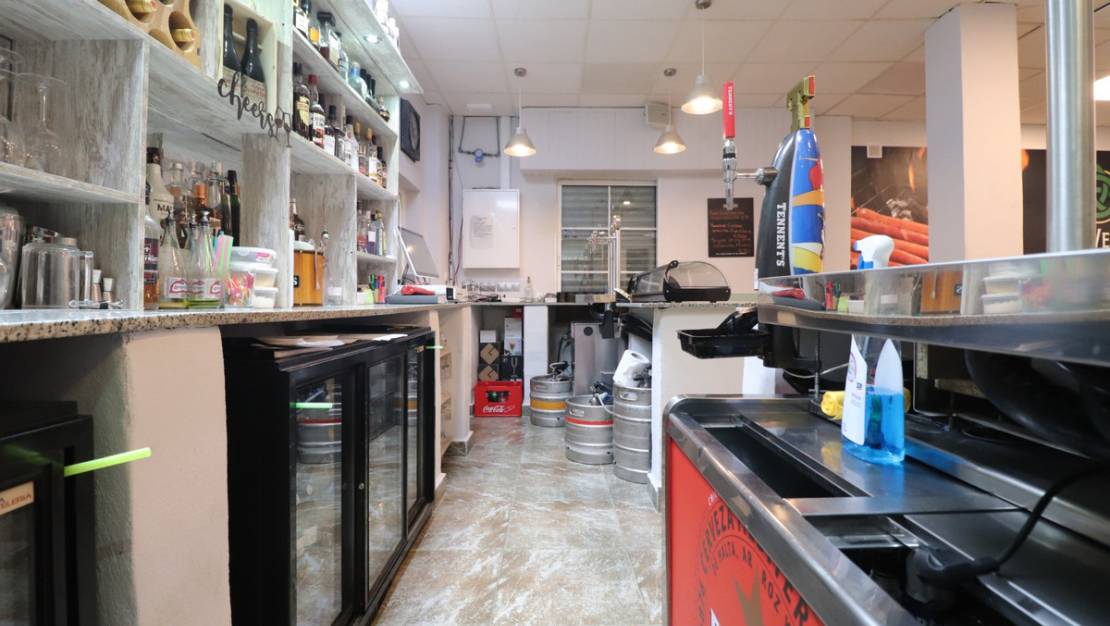 Sale - Commercial property - Catral - Catral Centro