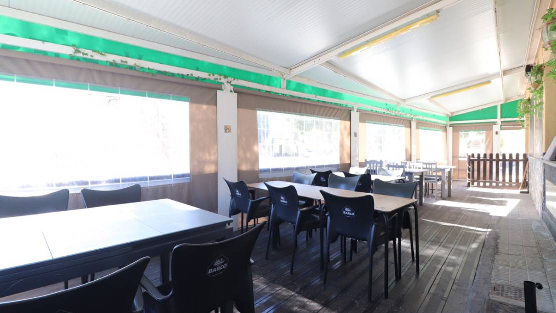 Sale - Commercial property - Catral - Catral Centro