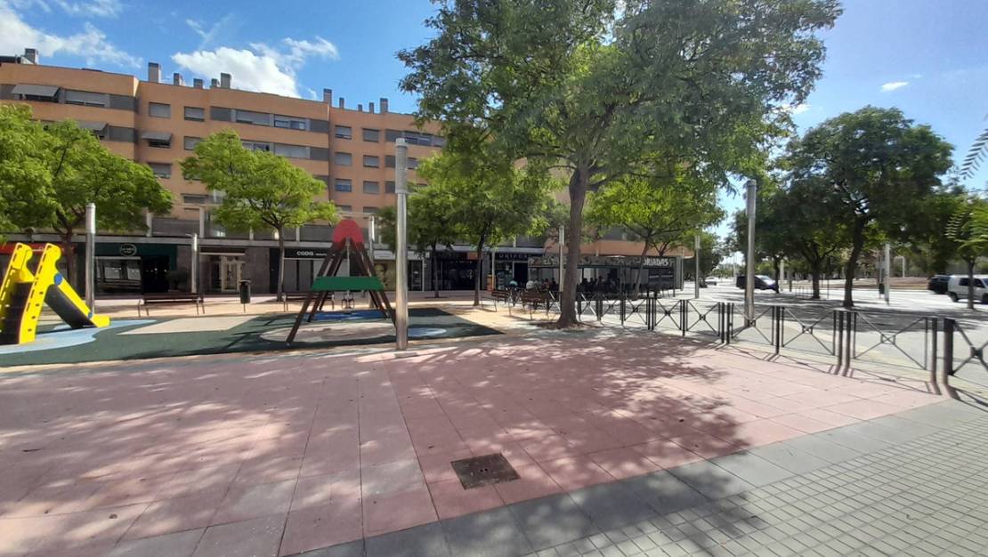 Sale - Commercial property - Elche - Elche Centro