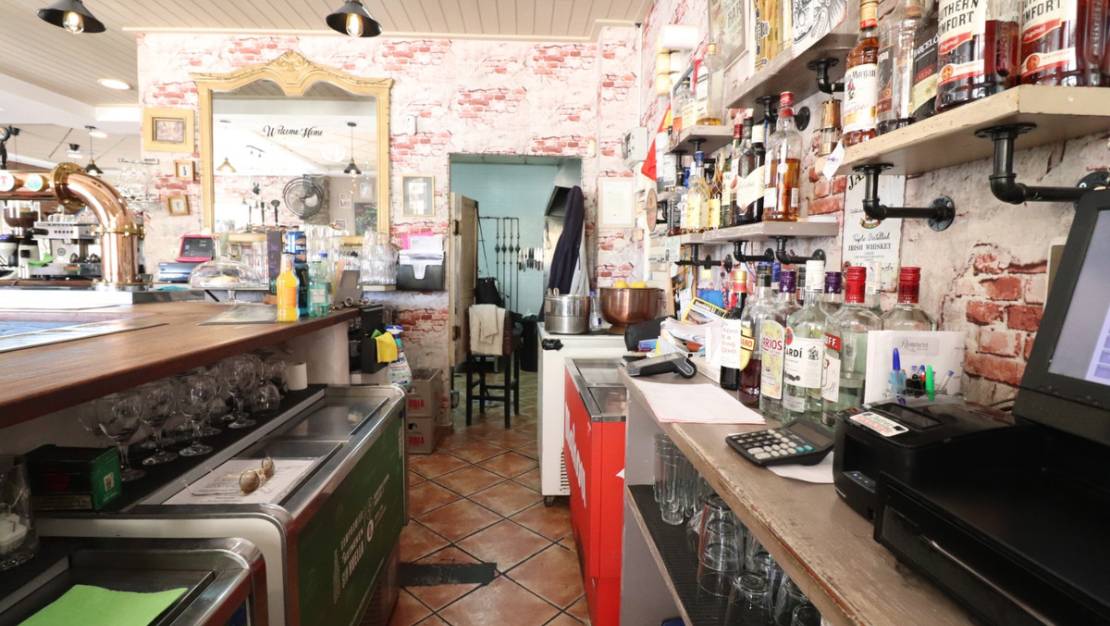 Sale - Commercial property - Formentera del Segura - Formentera del Segura Centro