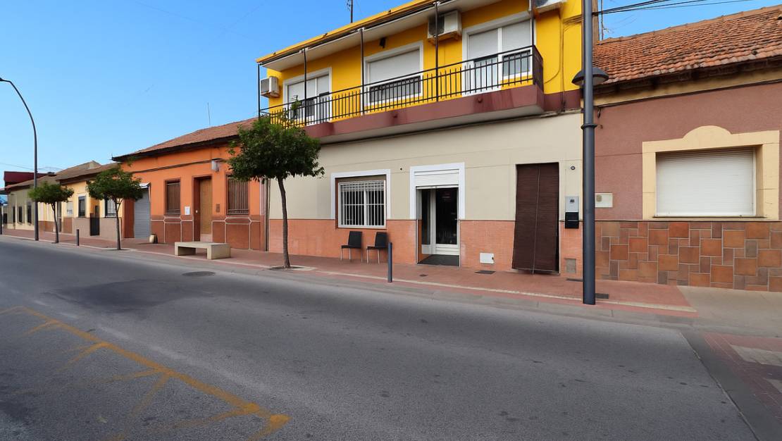 Sale - Commercial property - Formentera del Segura