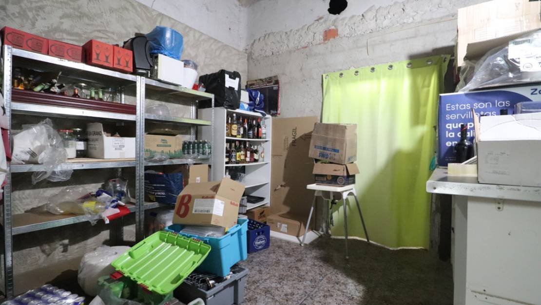 Sale - Commercial property - Formentera del Segura