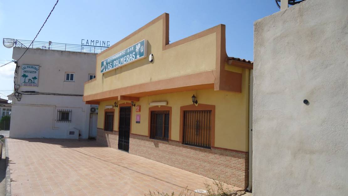 Sale - Commercial property - Fortuna - Fortuna Centro