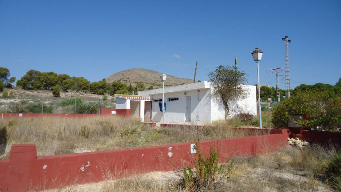 Sale - Commercial property - Fortuna - Fortuna Centro