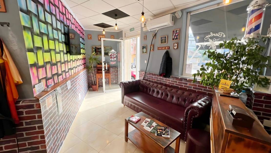 Sale - Commercial property - Guardamar del Segura - Guardamar del Segura Centro