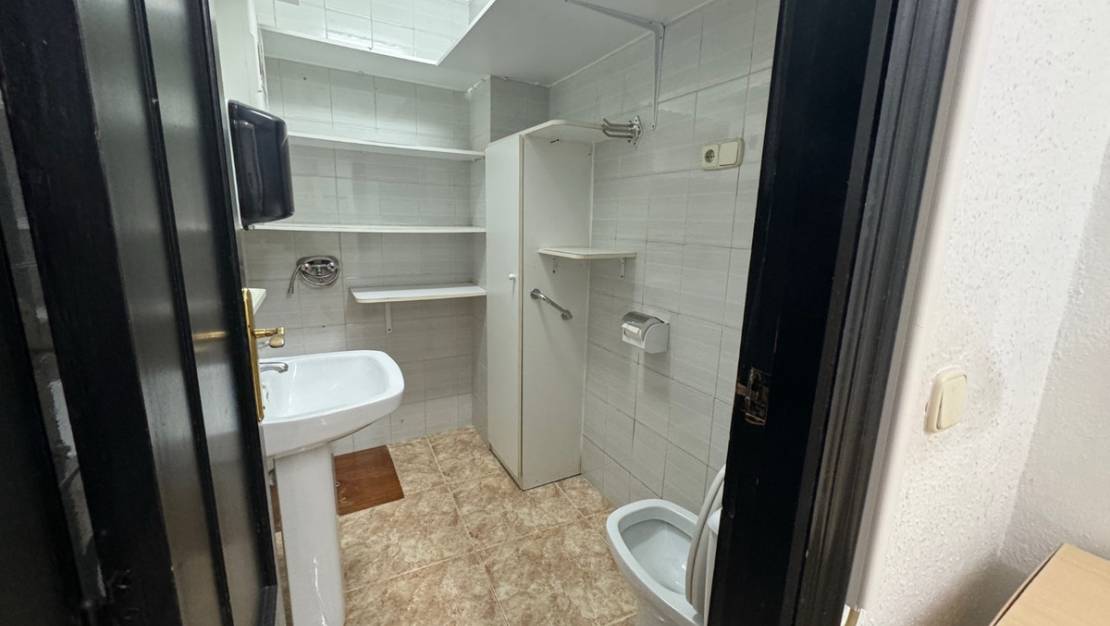 Sale - Commercial property - Guardamar del Segura - Guardamar del Segura Centro