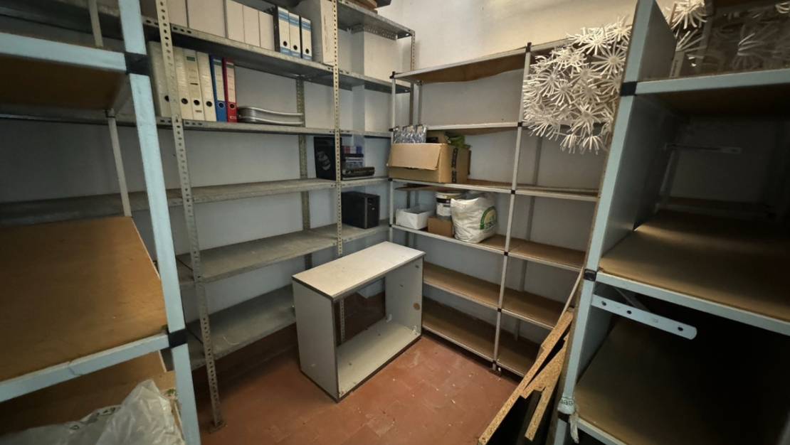 Sale - Commercial property - Guardamar del Segura - Guardamar del Segura Centro