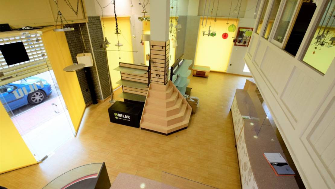 Sale - Commercial property - Guardamar del Segura - Guardamar del Segura Centro