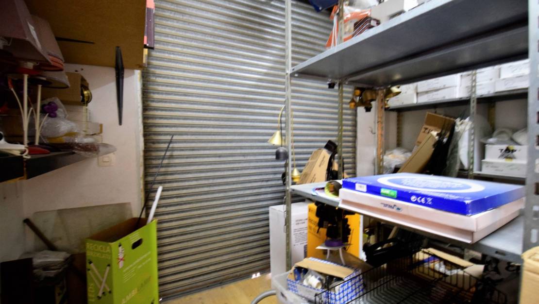 Sale - Commercial property - Guardamar del Segura - Guardamar del Segura Centro