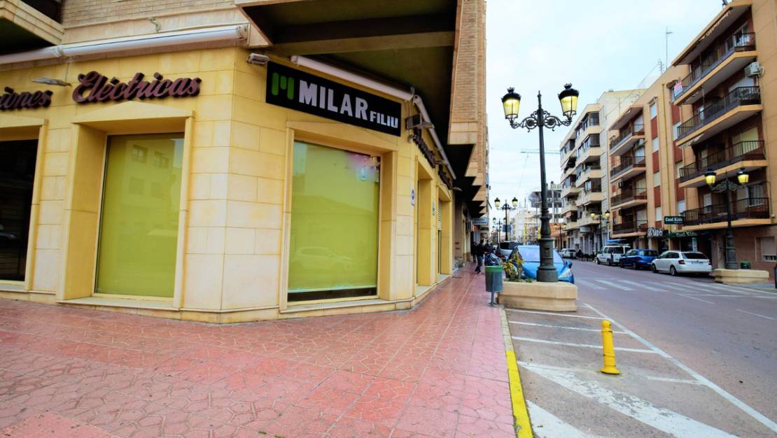 Sale - Commercial property - Guardamar del Segura - Guardamar del Segura Centro