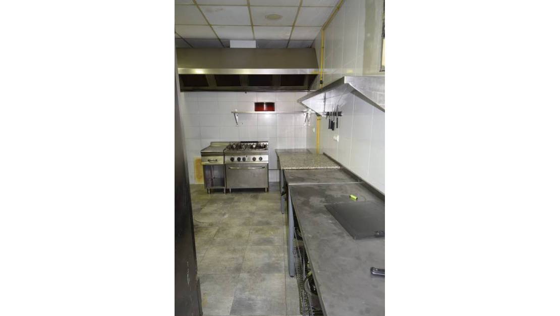 Sale - Commercial property - Guardamar del Segura - Guardamar del Segura Centro