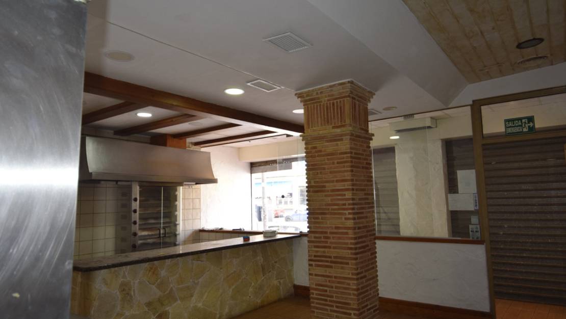 Sale - Commercial property - Guardamar del Segura - Guardamar del Segura Centro