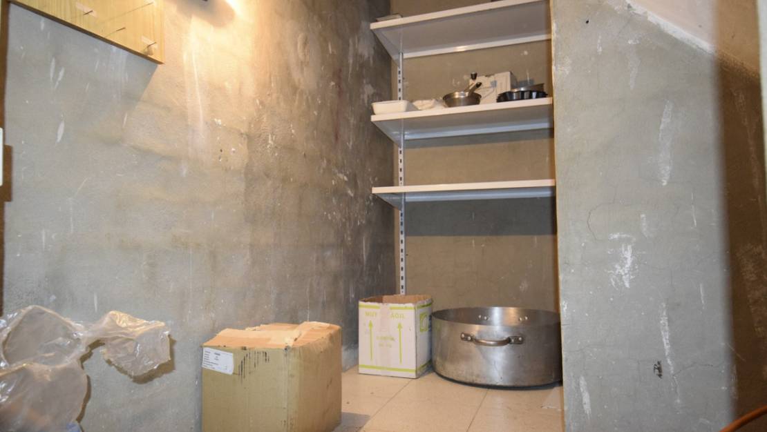 Sale - Commercial property - Guardamar del Segura - Guardamar del Segura Centro