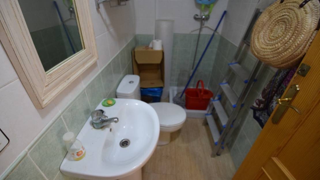 Sale - Commercial property - Guardamar del Segura - Guardamar del Segura Centro