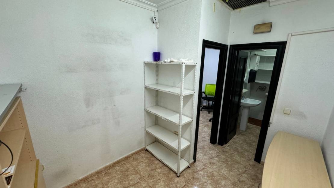 Sale - Commercial property - Guardamar del Segura - Guardamar del Segura Centro