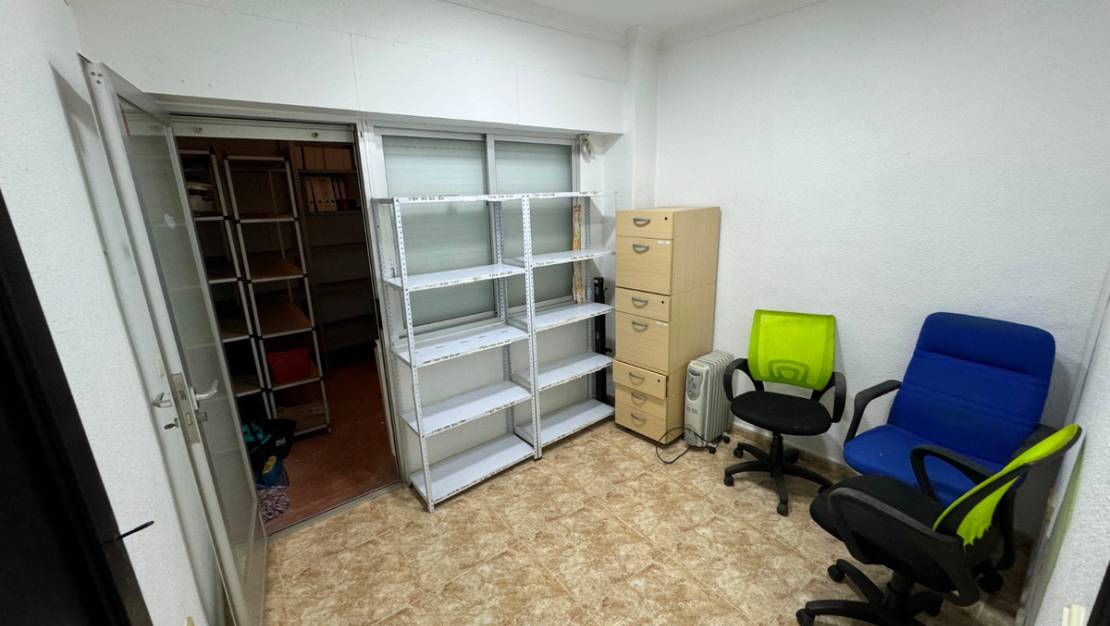 Sale - Commercial property - Guardamar del Segura - Guardamar del Segura Centro