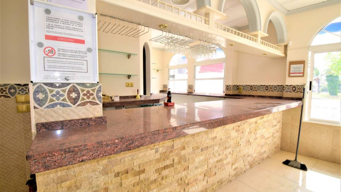 Sale - Commercial property - Guardamar del Segura - Guardamar del Segura Centro