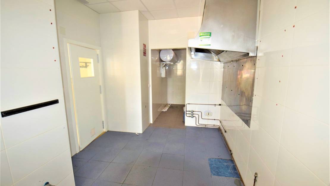 Sale - Commercial property - Guardamar del Segura - Guardamar del Segura Centro