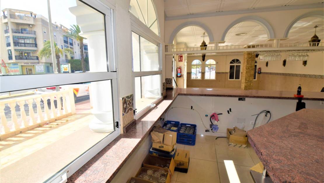 Sale - Commercial property - Guardamar del Segura - Guardamar del Segura Centro