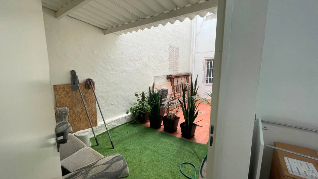 Sale - Commercial property - Guardamar del Segura - Guardamar del Segura Centro