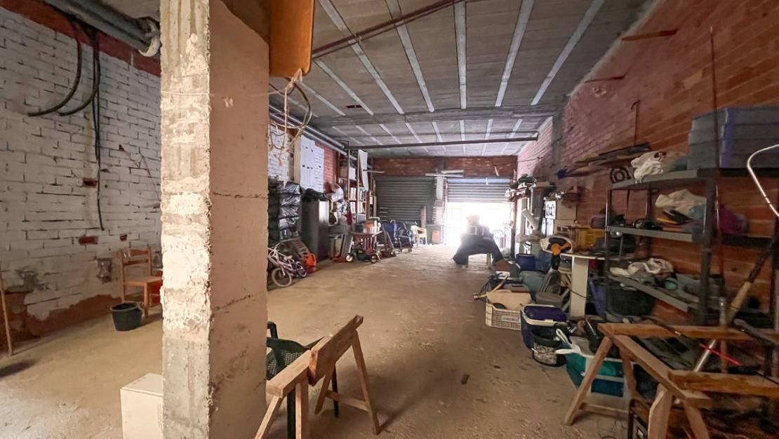 Sale - Commercial property - Guardamar del Segura - Guardamar del Segura Centro