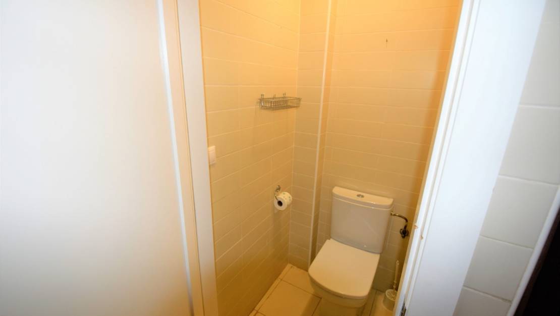 Sale - Commercial property - Guardamar del Segura - Guardamar del Segura Centro