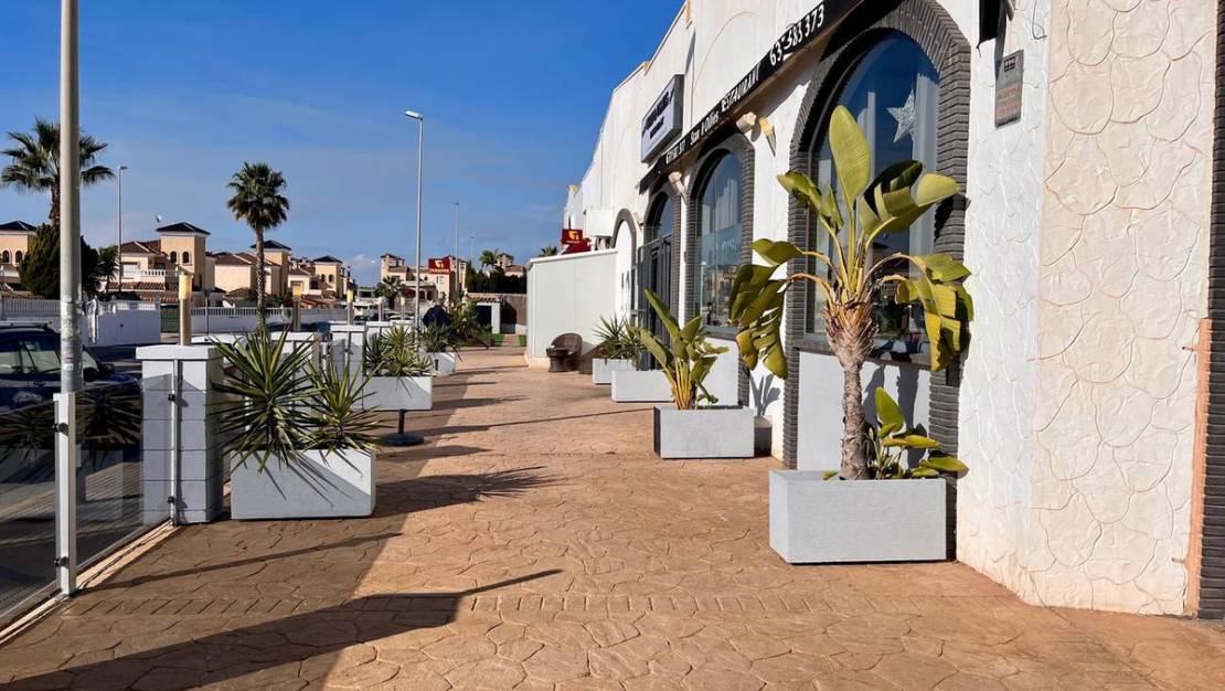 Sale - Commercial property - Guardamar del Segura - Guardamar del Segura Centro