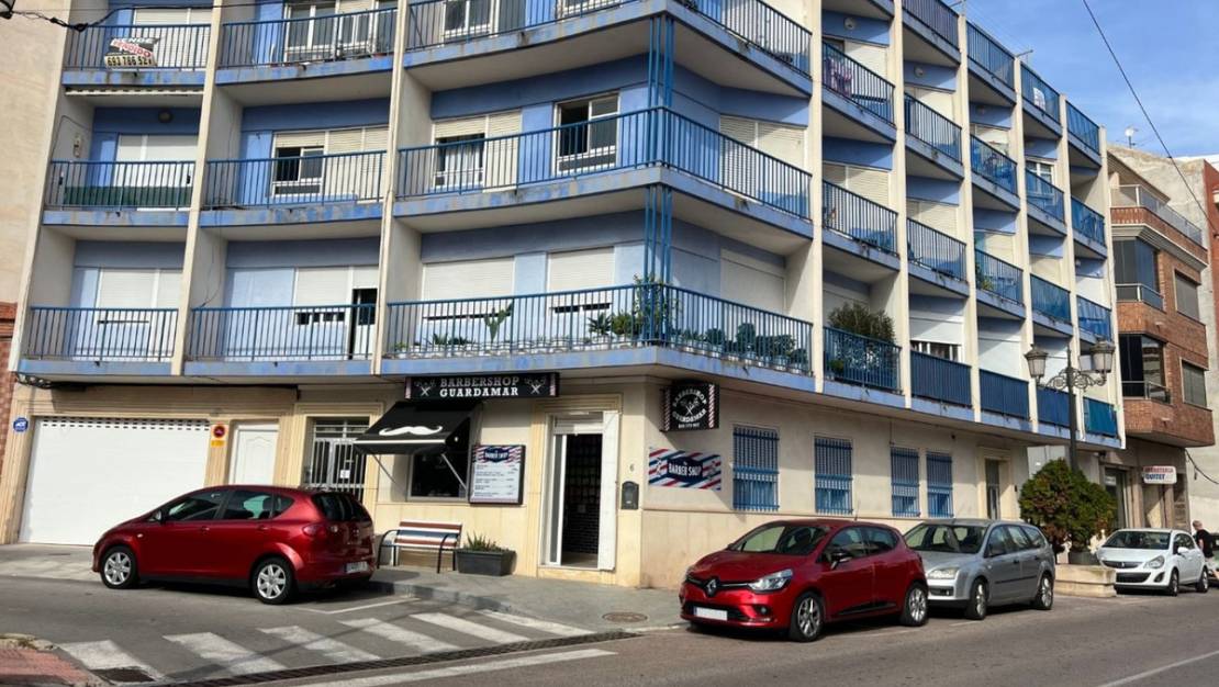Sale - Commercial property - Guardamar del Segura - Guardamar del Segura Centro