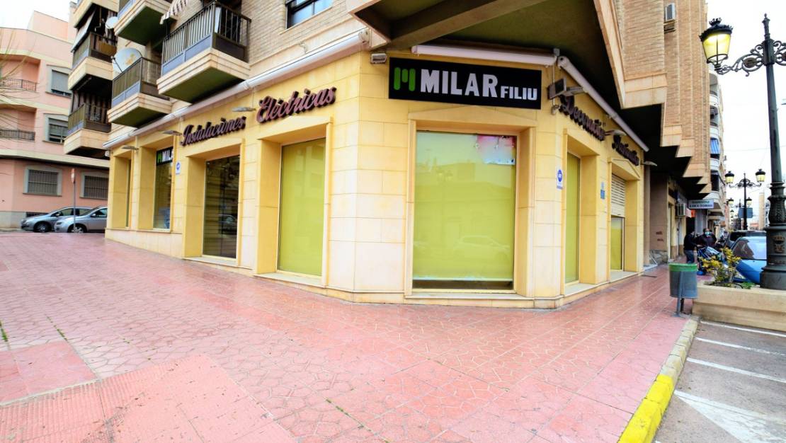 Sale - Commercial property - Guardamar del Segura - Guardamar del Segura Centro
