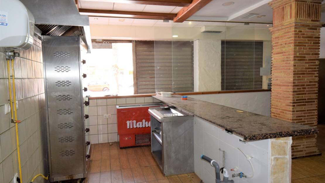 Sale - Commercial property - Guardamar del Segura - Guardamar del Segura Centro