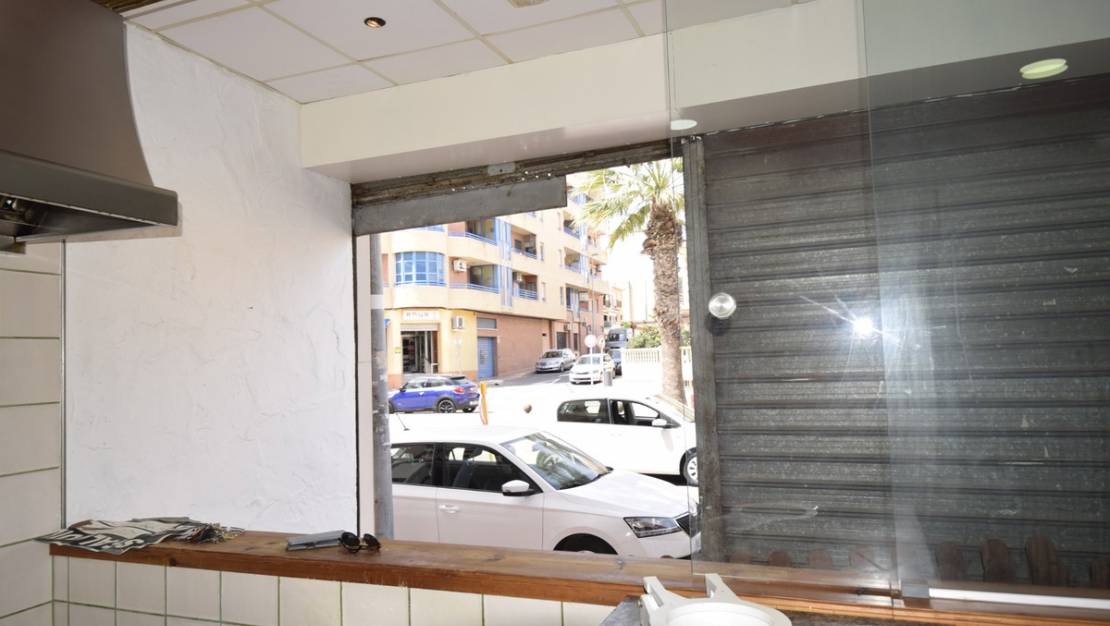 Sale - Commercial property - Guardamar del Segura - Guardamar del Segura Centro