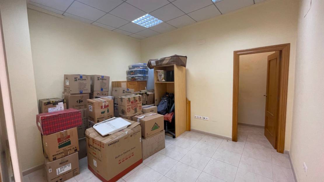 Sale - Commercial property - Guardamar del Segura - Guardamar del Segura Centro