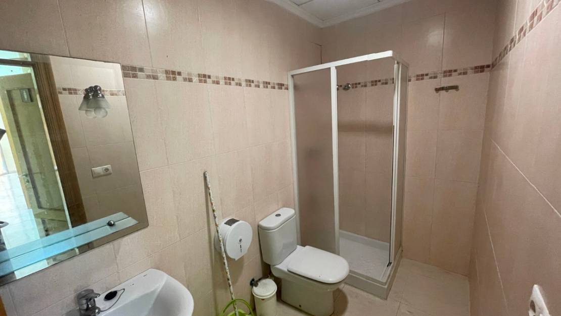 Sale - Commercial property - Guardamar del Segura - Guardamar del Segura Centro